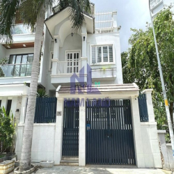 ? Cho thuê Villa ĐẸP đường 61 P.Thảo Điền ? 8 x15m