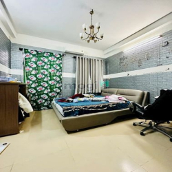 Nhà Bán Gấp Khu Vực Vip  Quận Gò vấp Nhỉnh 4 Ty