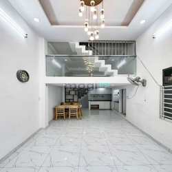 Nhà Mới Ở Ngay Chỉ 5 Tỷ Nhỉnh Xíu, (3.8 X 10) A4 Nở Hậu, Sát Mặt Tiền.