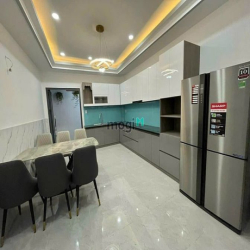 Nhà 3 Tầng, 80m2-  full nội thất, HXH thông - cách Phú Mỹ Hưng 2\’Quận7