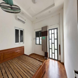 Nhà Mới Ở Ngay Chỉ 5 Tỷ Nhỉnh Xíu, (3.8 X 10) A4 Nở Hậu, Sát Mặt Tiền.