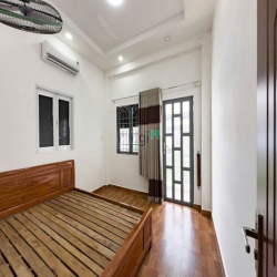Nhà Mới Ở Ngay Chỉ 5 Tỷ Nhỉnh Xíu, (3.8 X 10) A4 Nở Hậu, Sát Mặt Tiền.
