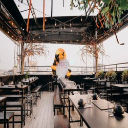 Rooftop Giá Tốt thang máy mặt tiền Tân Bình gần sân bay Tân Sơn Nhất