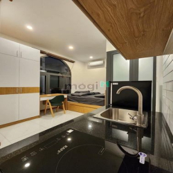QUẬN 3-TOÀ NHÀ CHDV-13 PHÒNG-68m2-NGANG 5.3m-Thu nhập 75tr/th-15.x tỷ