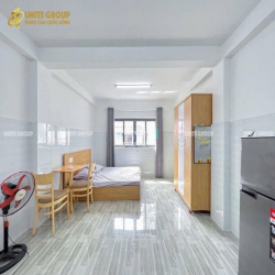 Cho Thuê Căn Hộ Studio Siêu Rộng Cửa Sổ View Thoáng_ Gần Trường Hutech