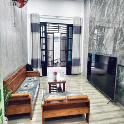 Hạ sốt 560 triệu, bán nhà hẻm ôtô Đường Nguyễn Văn Lượng, Gò Vấp