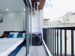 Căn Hộ Dịch Vụ Full Nội Thất + Balcony Thuận Tiện Đi Q1