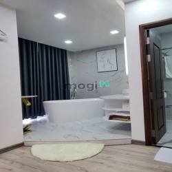 Bán nhanh thiện chí siêu Biệt thự tại ĐẶNG THÙY TRÂM ,DT:12x20m,3 Lầu