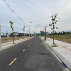 Sở hữu nền đất nằm ở KDC Đảo Kim Cương, Quận 9,Giá 1tỷ 8