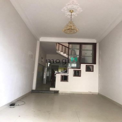 Cho thuê nhà 2 tầng sau lưng mặt tiền đường Võ Nguyên giáp, Đà Nẵng.