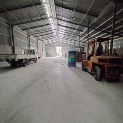 Cho thuê kho quốc lộ 32, Hoài Đức, HN. DT 1200m, cao 7m, có điện 3fa,