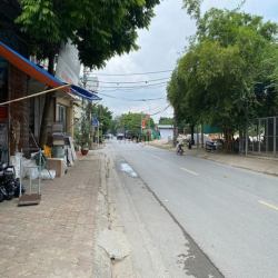 Cho thuê kho quốc lộ 32, Hoài Đức, HN. DT 1200m, cao 7m, có điện 3fa,