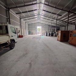 Cho thuê kho quốc lộ 32, Hoài Đức, HN. DT 1200m, cao 7m, có điện 3fa,