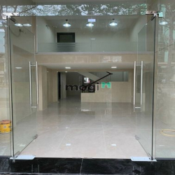 Rẻ 31 tỷ! Bán MT Đ. Trần Hưng Đạo, P. Cô Giang, Q1 – 4.1x16.5m