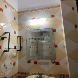 Cho thuê nhà riêng ngõ 167 dịch vọng cầu giấy diện tích 45m2 x tầng