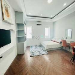 Studio Quận 7 cửa sổ thoáng Rộng 40m2 Đầy đủ tiện nghi