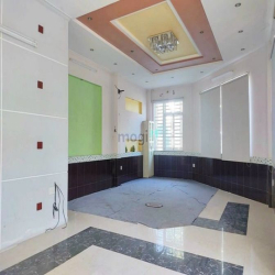 Nhà 2 lầu góc 2 mặt tiền đường số 3 và 9 KDC Nam Long, Cần Thơ