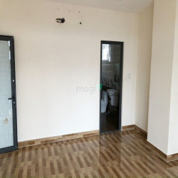 Nhà 1 trệt 3 lầu, 2 mặt tiền Dĩ An Cho Thuê