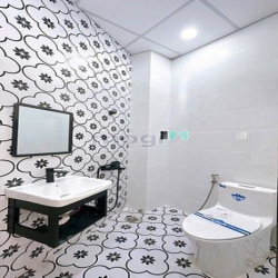 Bán nhà 4 tầng hẻm ô tô đậu cửa Đường Âu Dương Lân Q8