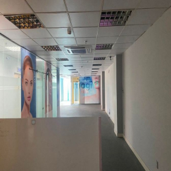 Văn Phòng cho thuê Trần Não 43 triệu, 135m2 sàn trống có thang máy