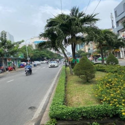 Mặt tiền Phố ẩm thực Phan Xích Long,Ngay Bệnh viện Hoàn Mỹ- Ngang 8m