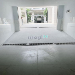 Cho thuê văn phòng 105m2 liền kề Phú Mỹ Hưng chỉ 15 tr/tháng