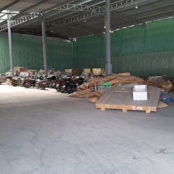 Cho thuê Kho - Xưởng đường Tây Hòa .dt: 1000m2 - 700m2 - 300m2. có đủ