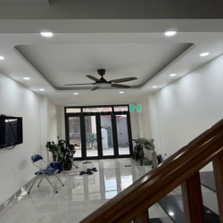 + Đức Giang-Long Biên-DT48m2- 3T giá chào nhỉnh  7 tỷ(đàm phán).