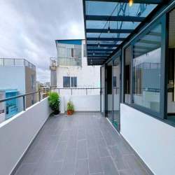 Chính Chủ Bán Nhà Đẹp Lung Linh Tú Xương- P7 - Q3 , 65m2,SHR,Giá 2tỷ3