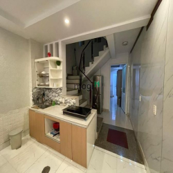Cho thuê nhà Văn Cao full nội thất cao cấp