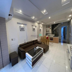 Cho thuê nhà Văn Cao full nội thất cao cấp