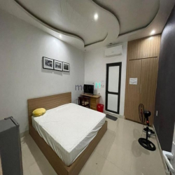 Cho thuê nhà Văn Cao full nội thất cao cấp