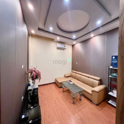 Cho thuê nhà Văn Cao full nội thất cao cấp