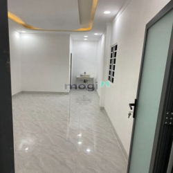 Em là chủ nhà cần tiền bán gấp nhà sổ  Riêng 63m2 cách Chợ Bửu Hoà 600