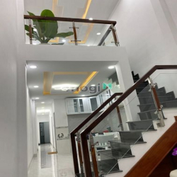 Em là chủ nhà cần tiền bán gấp nhà sổ  Riêng 63m2 cách Chợ Bửu Hoà 600