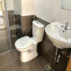 OFFICETEL THE SUN AVENUE 53m2 cho thuê giá 14tr/tháng đang trống