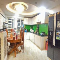 Bán nhà HXH 5 lầu mái Thái sát KDC Cityland 70m2 chỉ nhỉnh 7 tỷ