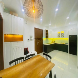 Cho thuê chung cư Grandriver 2PN2WC, view cao thoáng, NT xinh xịn/15tr