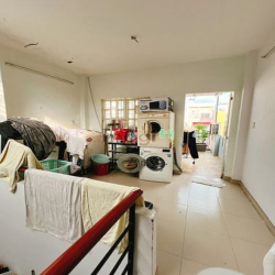 Bán nhà Hẻm Xe Hơi - đường Nguyễn Thị Nhỏ - giáp Lữ Gia. DT đất 60m.