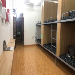 Tìm Nam ở ghép tầng 2 và tầng 4