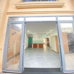 Mặt Bẳng có đủ Nội Thất_ Phù Hợp Spa, Nail, Làm Tóc,... Gần Tân Hương