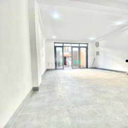 Mặt Bẳng có đủ Nội Thất_ Phù Hợp Spa, Nail, Làm Tóc,... Gần Tân Hương