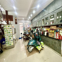 NGỢP BANK- HẺM 7M THÔNG 1/ Hồ Văn Long - 86m2 (5,5 X 15,6) 3 tầng BTCT