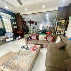 NGỢP BANK- HẺM 7M THÔNG 1/ Hồ Văn Long - 86m2 (5,5 X 15,6) 3 tầng BTCT