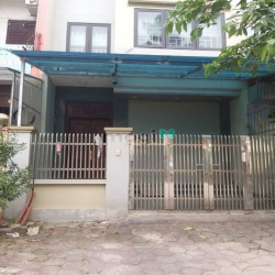 Cho thuê nhà KĐT Phùng Khoang, 120m2, 4T, thang máy làm văn phòng, nhà