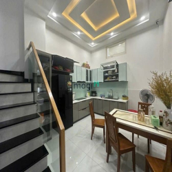 Bán nhà lô góc mặt tiền huỳnh thị hai, p. tân chánh hiệp, q12. 3 tầng