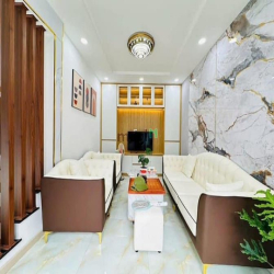 Chính Chủ Cần Bán Gấp Ngay Đoàn Văn Bơ P9 Q4 , SHR , Giá 1ty980,70m2