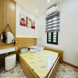 Chính Chủ Cần Bán Gấp Ngay Đoàn Văn Bơ P9 Q4 , SHR , Giá 1ty980,70m2