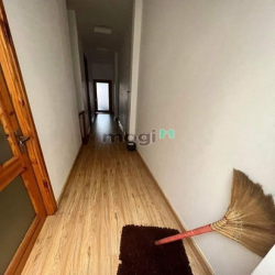 Cho Thuê Nhà Ni Sư Huỳnh Liên P.10 Tân Bình DT Sàn 140m2 Giá 12 Triệu.