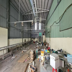 Xưởng Thạnh Lộc 19 gần ngã tư ga Dt: 10×25m đường xe tải Giá 16tr